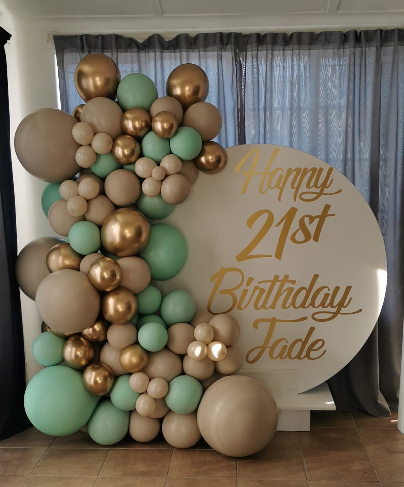 Personalised white board with our balloon garland and our 21 Marquee Numbers